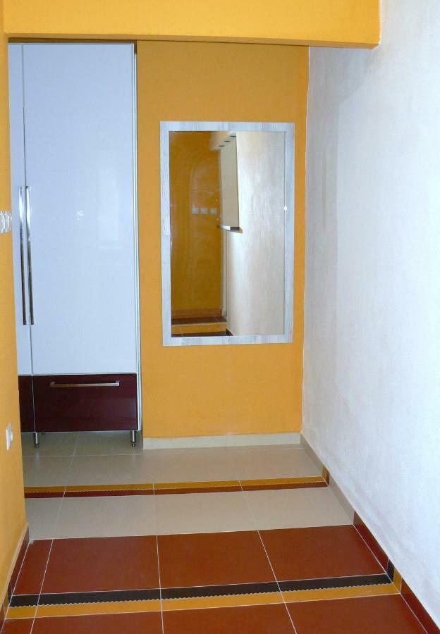 Apartman Hodrusa-Hamre Luaran gambar